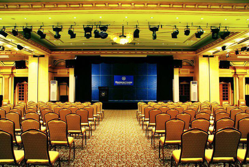 Konferans Salonu halilari